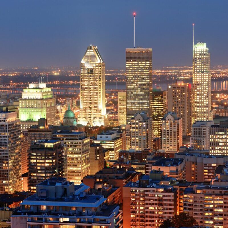 Skyline view of Charlotte, North Carolina—home to top relief vet opportunities